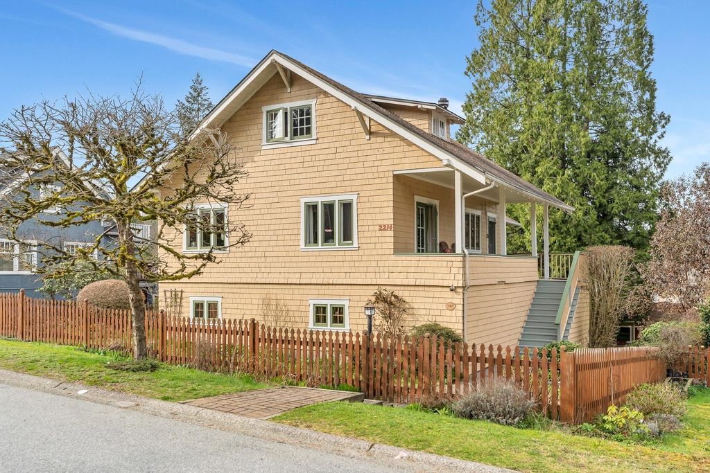 2214 St George ST Port Moody, Port Moody Homes for sale, MLS® R2984696