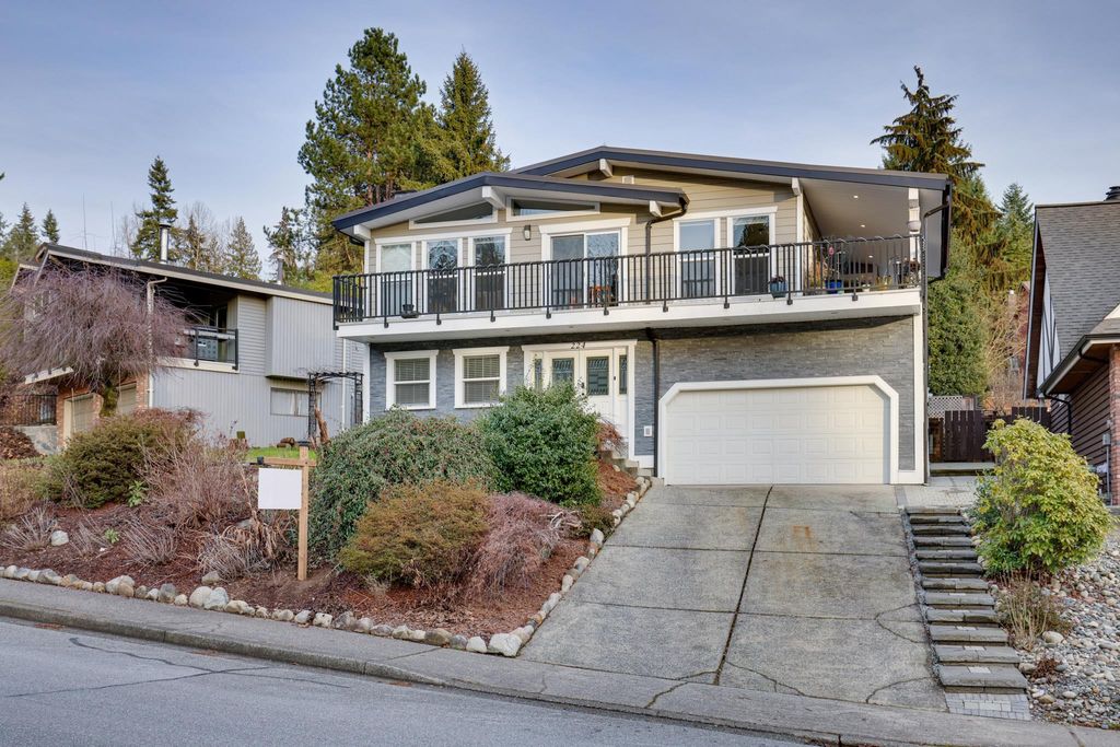 224 April RD Port Moody, Port Moody Houses for sale, MLS® R2959183