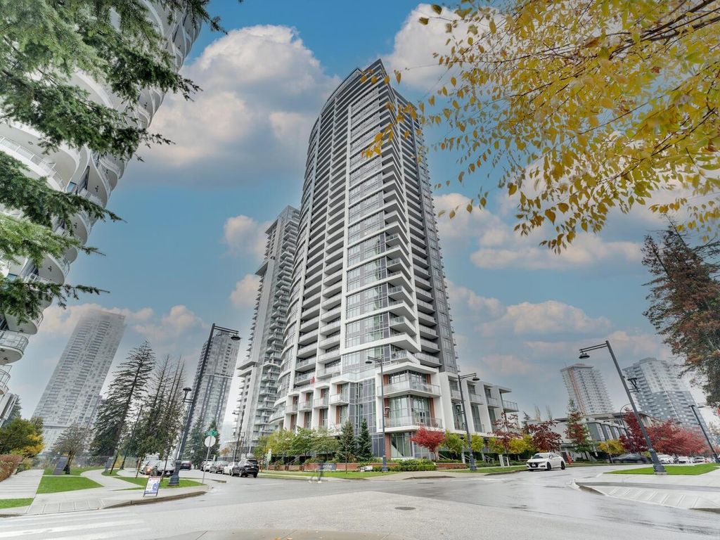 2311 13308 Central AVE Surrey, Surrey Apartment for sale, MLS® R2991017