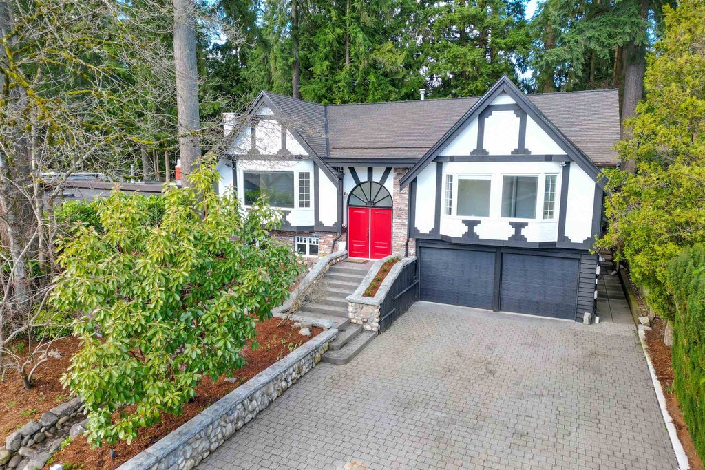 2548 Boswell AVE North Vancouver, North Vancouver Homes for sale, MLS® R2976253