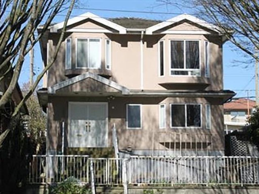 2741 E Broadway  Vancouver, Vancouver Home for sale, MLS® R2939669