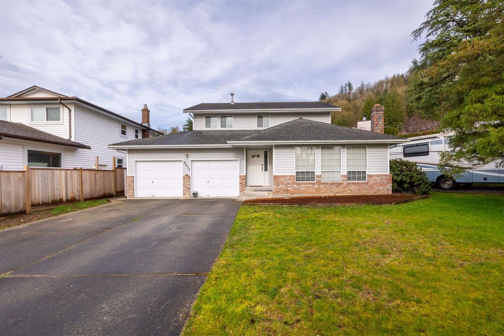 2833 Glenshiel DR Abbotsford, Abbotsford Real Estate for sale, MLS® R2993772