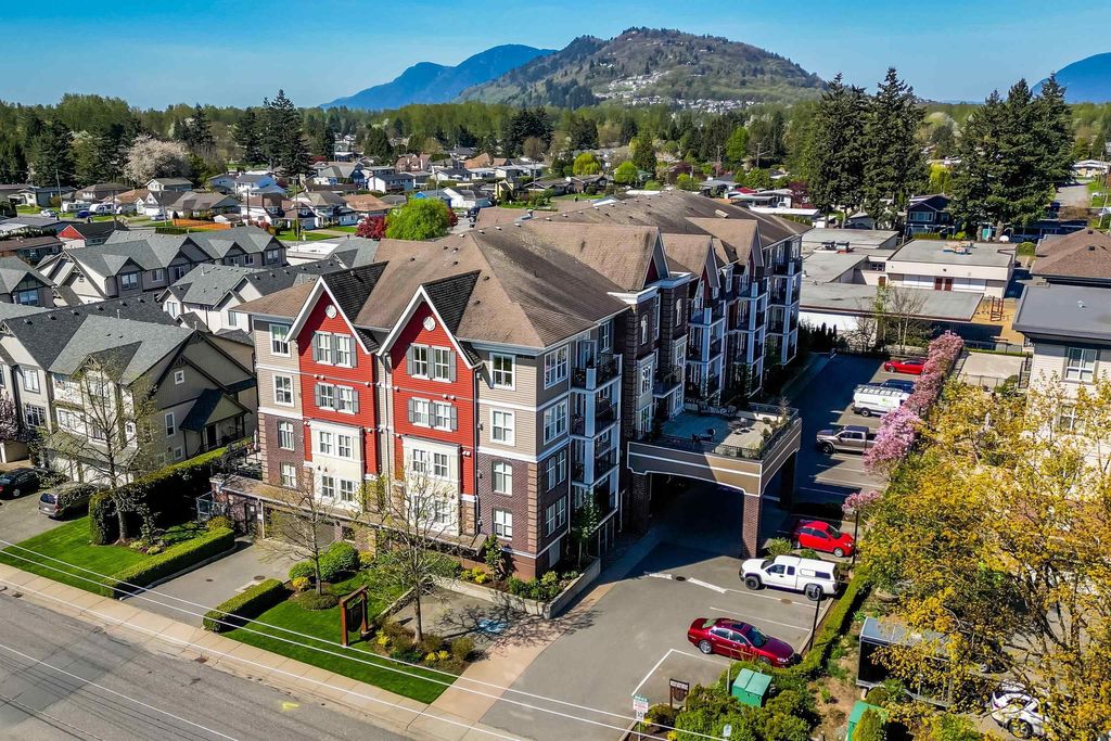 301 8933 Edward ST Chilliwack, Chilliwack Apartments for sale, MLS® R2990972