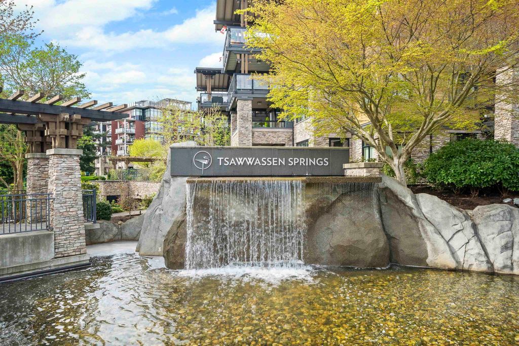 302 5099 Springs BLVD Delta, Delta Condos for sale, MLS® R2989883