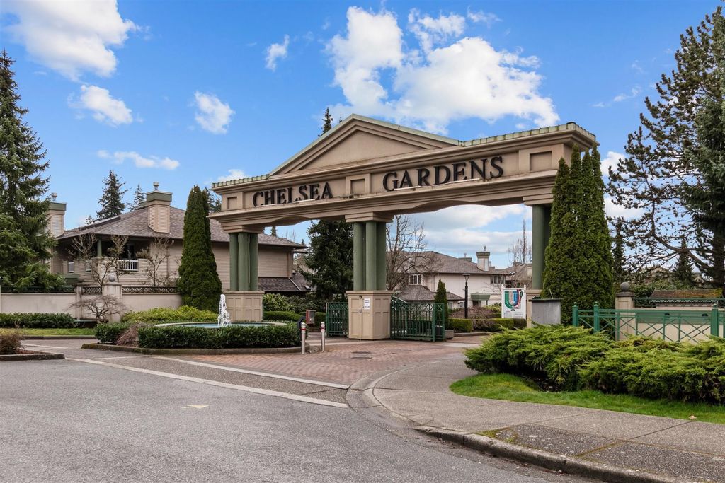 303 13860 70 AVE Surrey, Surrey Apartments for sale, MLS® R2982953