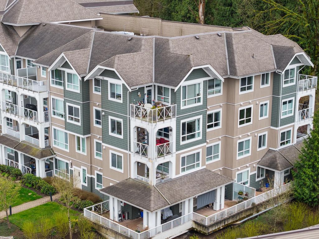 303 16388 64 AVE Surrey, Surrey Condos for sale, MLS® R2987483