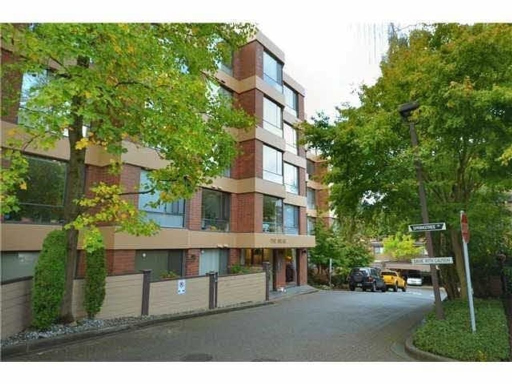 304-2140 Briar AVE Vancouver, Vancouver Condos for sale, MLS® R2955859