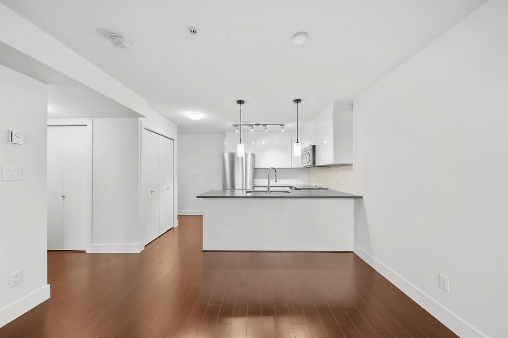 306 4338 Commercial ST Vancouver, Vancouver Condos for sale, MLS® R2951615