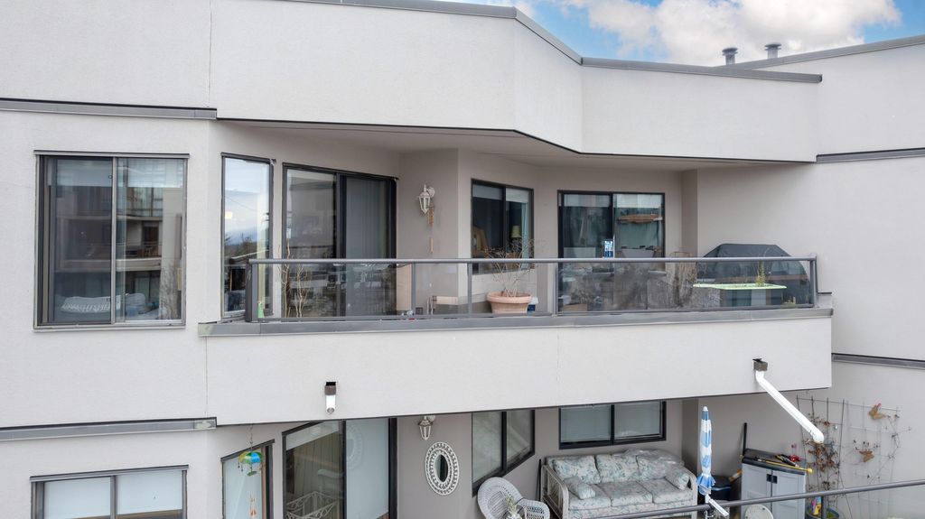 308-1440 George ST White Rock, White Rock Condos for sale, MLS® R2968048