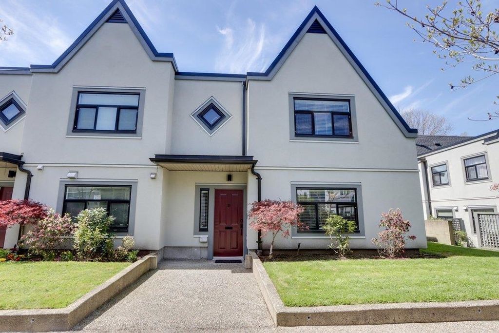 31 888 W 16th ST North Vancouver, North Vancouver Home for sale, MLS® R2992826