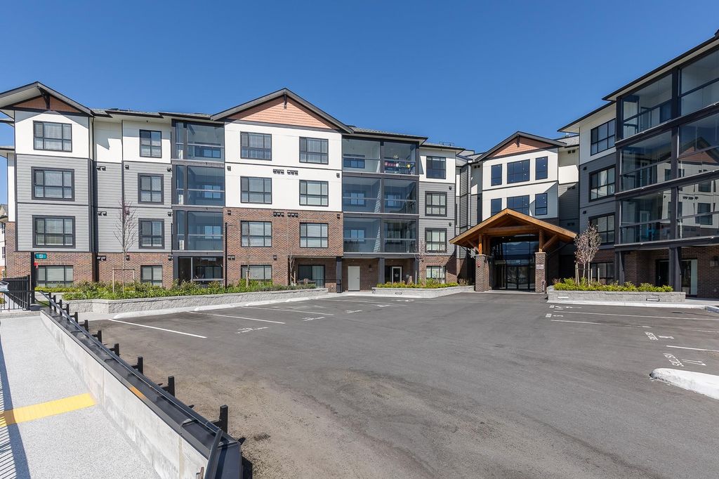 315 8497 Young RD Chilliwack, Chilliwack Condos for sale, MLS® R2991521