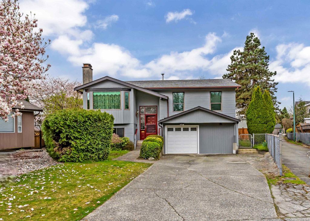 3218 Ballenas CT Coquitlam, Coquitlam Houses for sale, MLS® R2990197