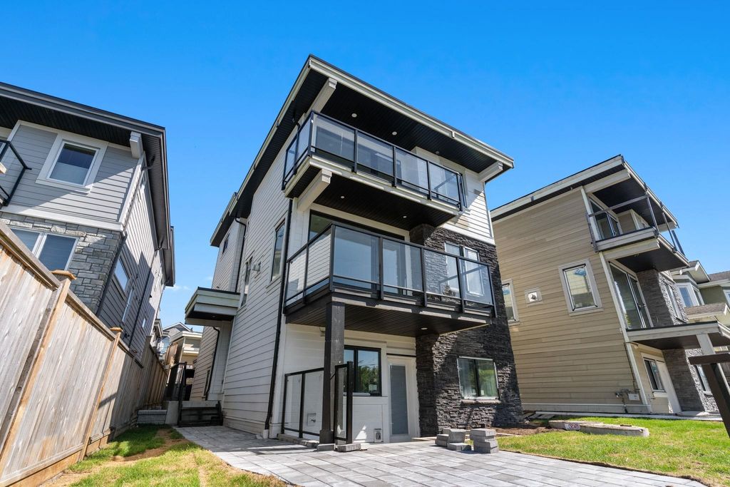 342 E Keith RD North Vancouver, North Vancouver Homes for sale, MLS® R2976043