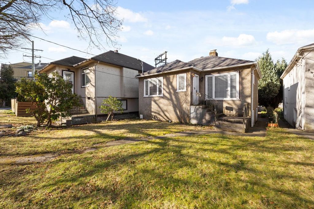 3431 GLEN DR, Vancouver Homes for sale, MLS® R2975232