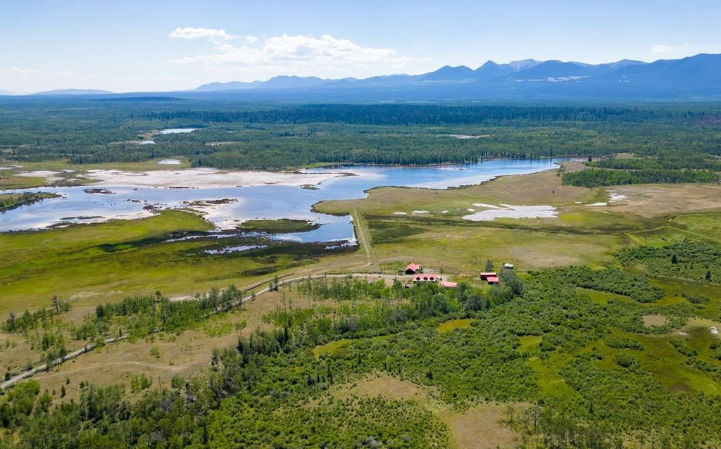 3460 MEADOW LAKE RD, 70 Mile House Homes for sale, MLS® R2971831