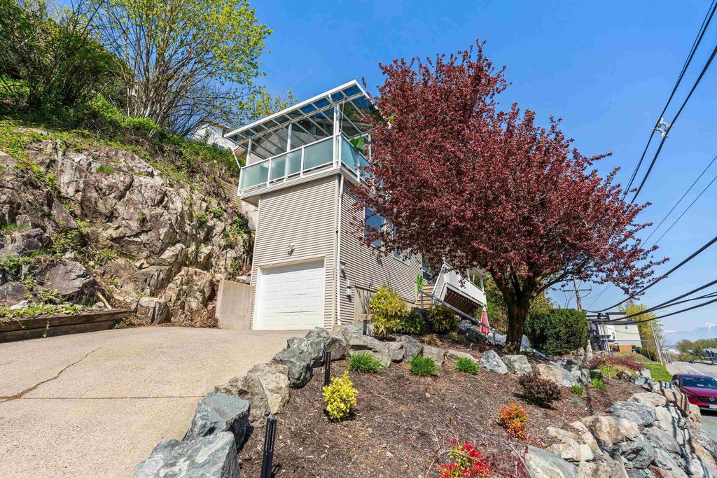 36047 Old Yale RD Abbotsford, Abbotsford Houses for sale, MLS® R2991918
