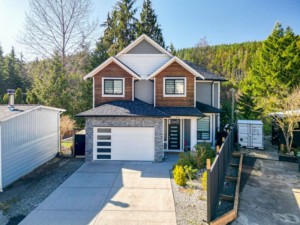 44 3295 Sunnyside RD Anmore, Anmore Homes for sale, MLS® R2976147
