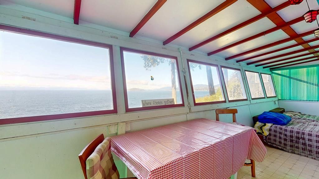 4987 Sunshine Coast HWY Sechelt, Sechelt Home for sale, MLS® R2990047