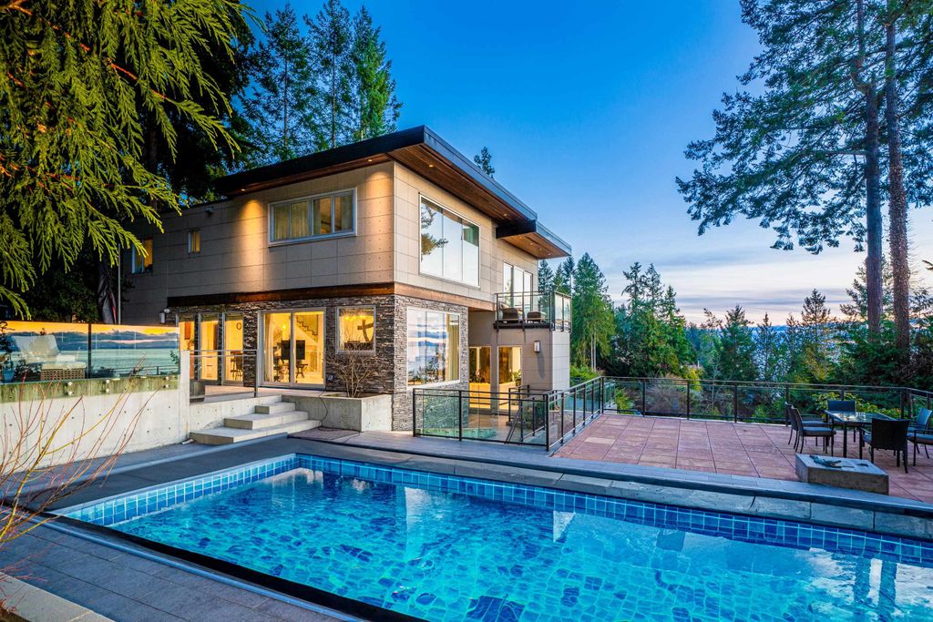 5290 Gulf PL West Vancouver, West Vancouver Real Estate for sale, MLS® R2993033