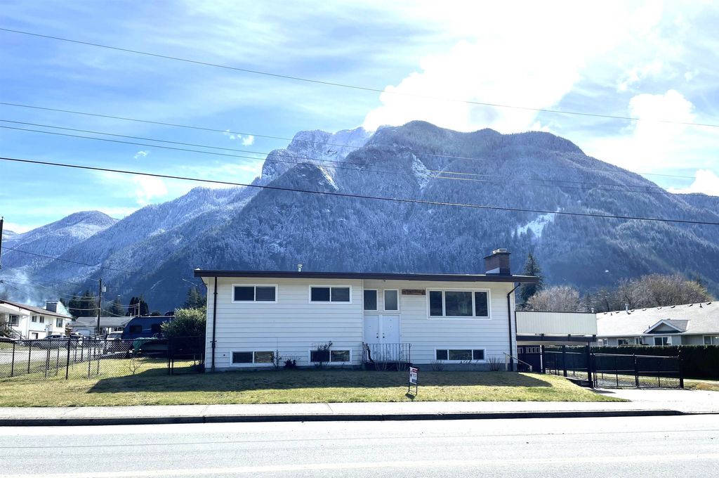 550 Coquihalla ST Hope, Hope Homes for sale, MLS® R2977978