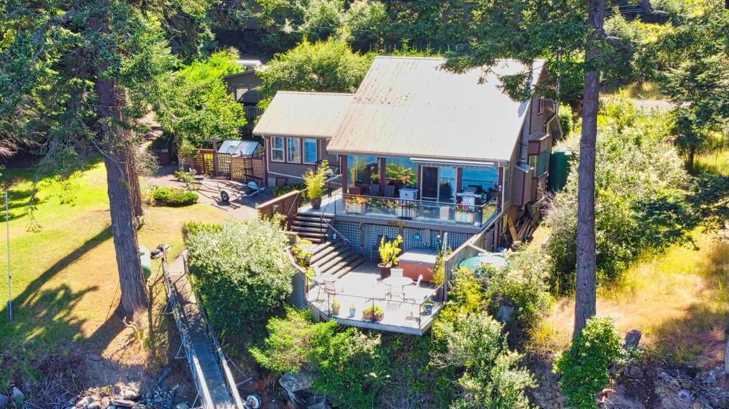574 Arbutus RD Mayne Island, Mayne Island Homes for sale, MLS® R2979750