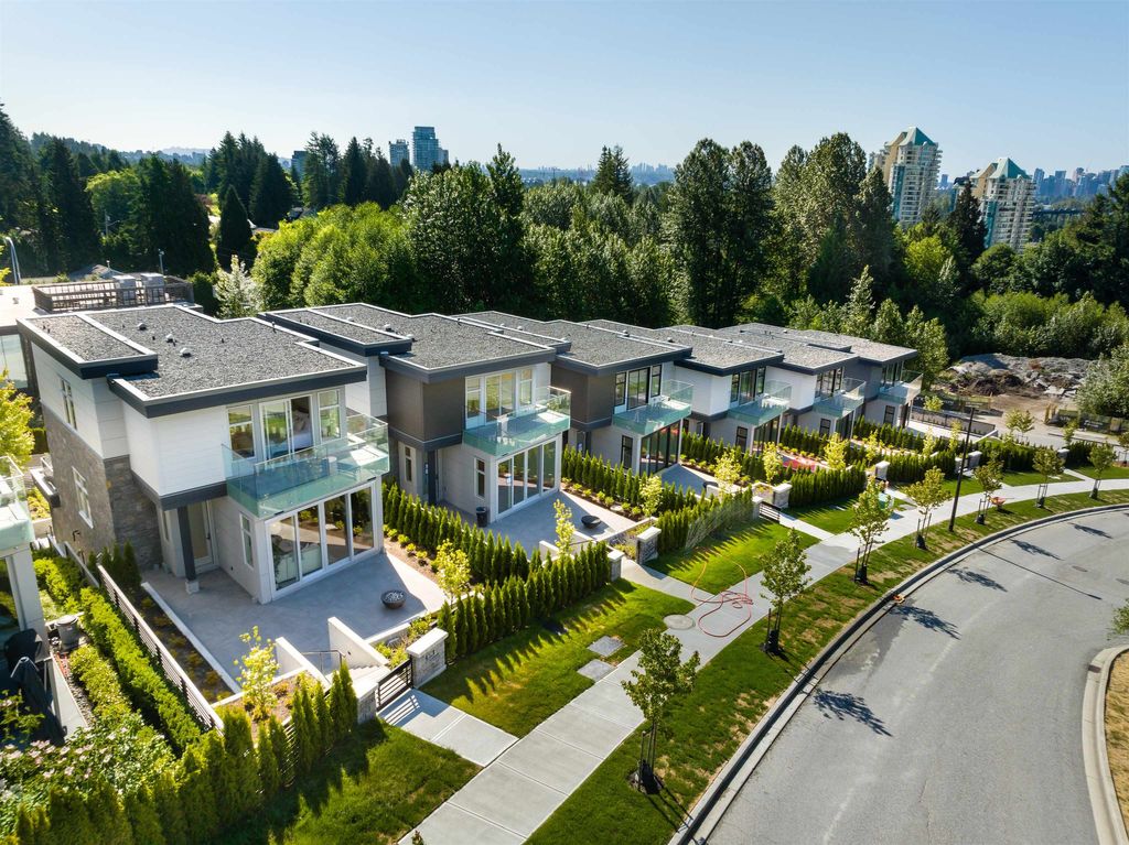 584 ARTHUR ERICKSON PL, West Vancouver Real Estate for sale, MLS® R2828004
