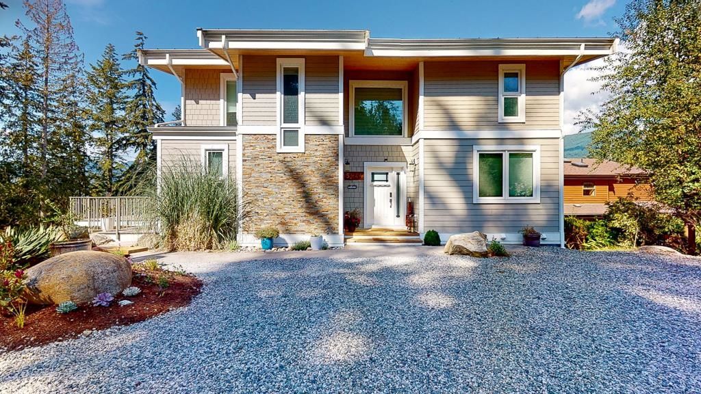 5944 Skookumchuk RD Sechelt, Sechelt Home for sale, MLS® R2971567