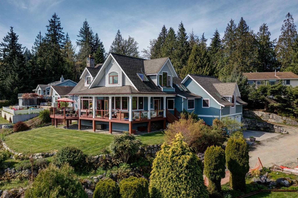 6373 N Gale AVE Sechelt, Sechelt Homes for sale, MLS® R2978050