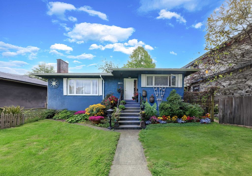 6614 Strawson ST Burnaby, Burnaby Home for sale, MLS® R2920007