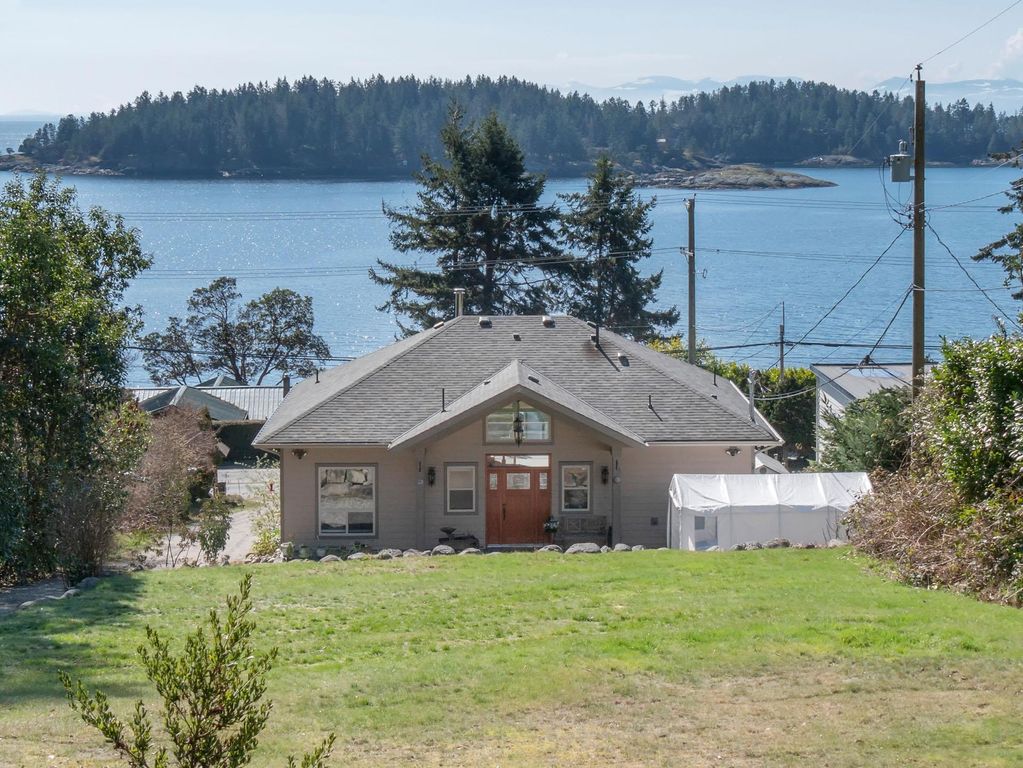 6682 Sunshine Coast HWY Sechelt, Sechelt Real Estate for sale, MLS® R2973886