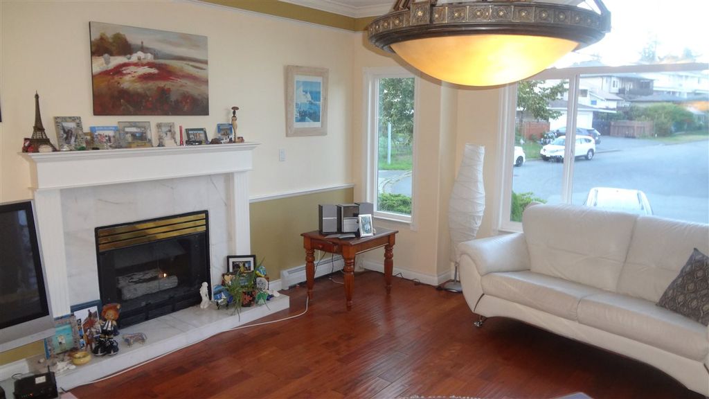 7280 15th AVE BurnabyBurnaby