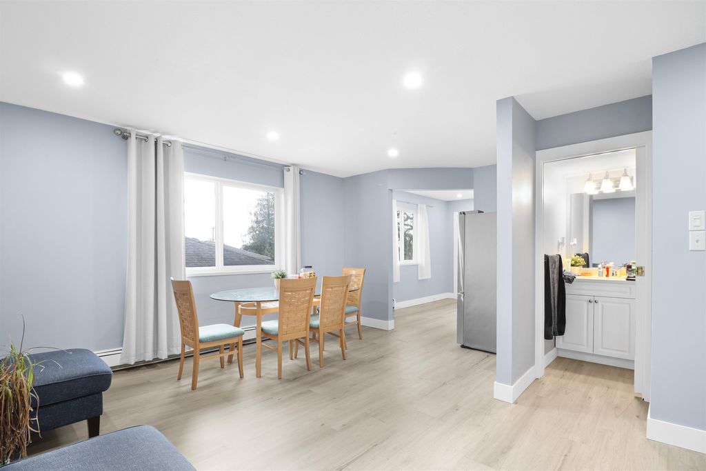 7365 Canada Way BurnabyBurnaby