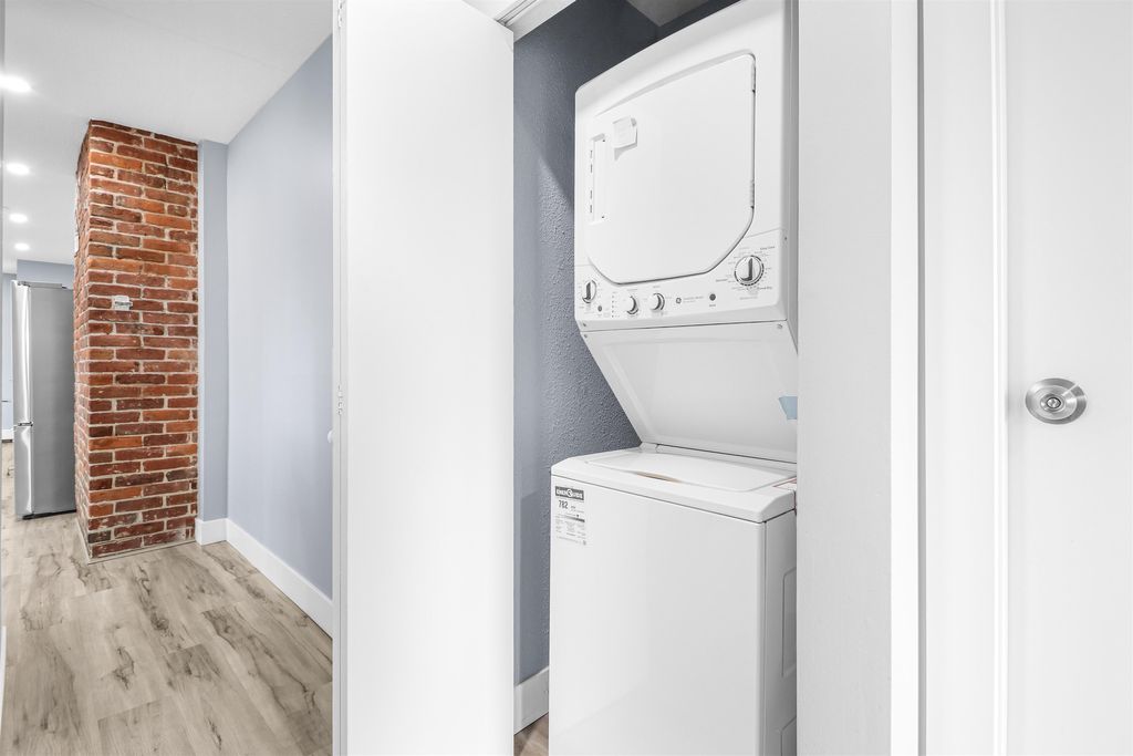 7365 Canada Way BurnabyBurnaby