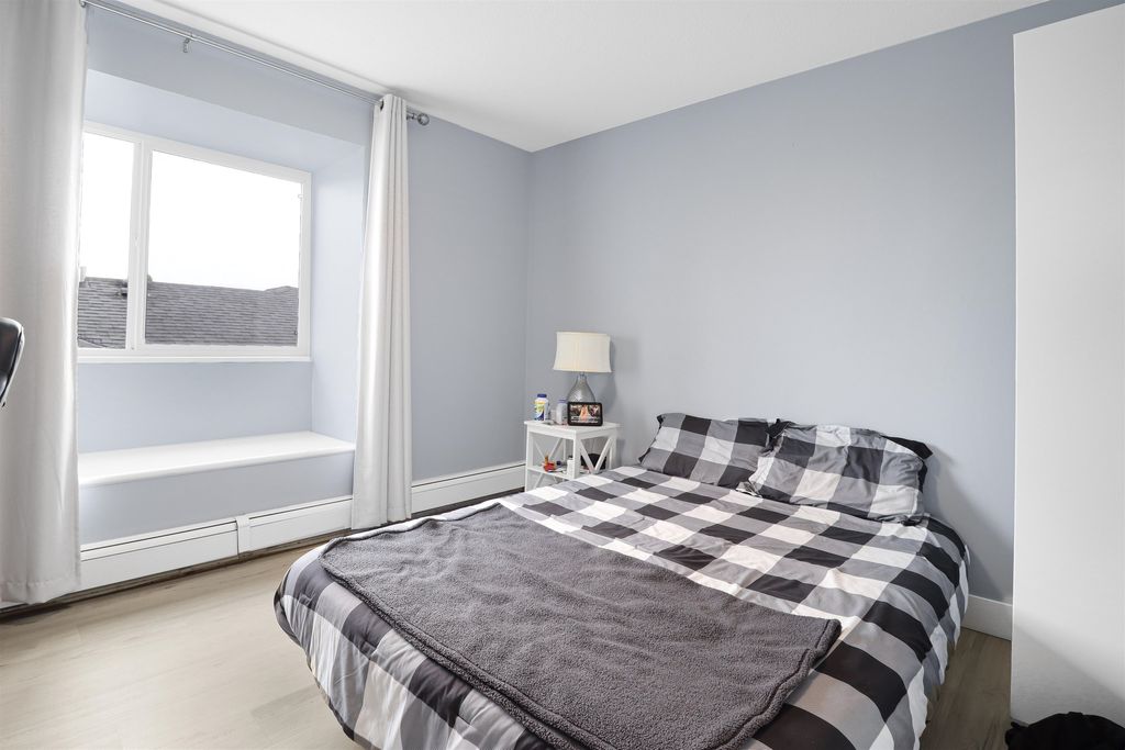 7365 Canada Way BurnabyBurnaby