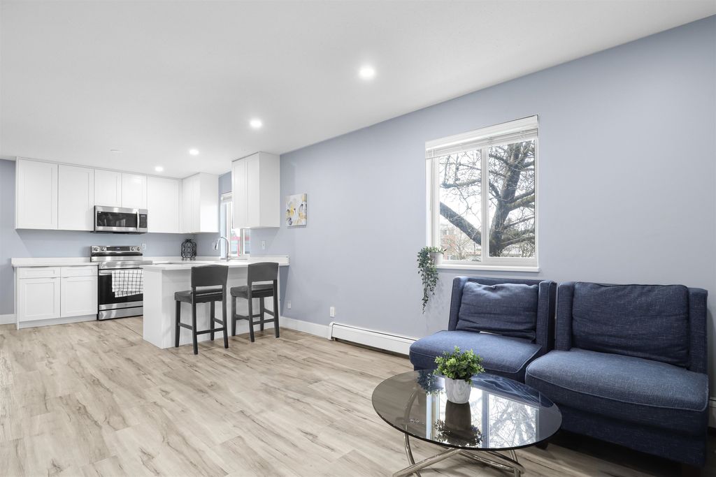 7365 Canada Way BurnabyBurnaby