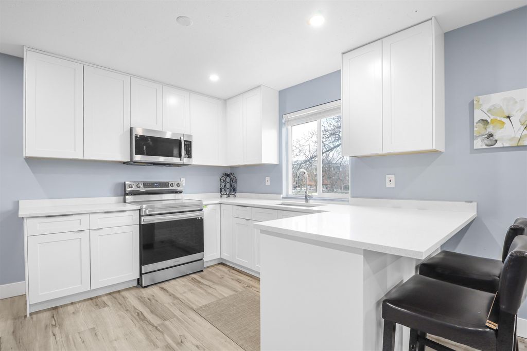 7365 Canada Way BurnabyBurnaby