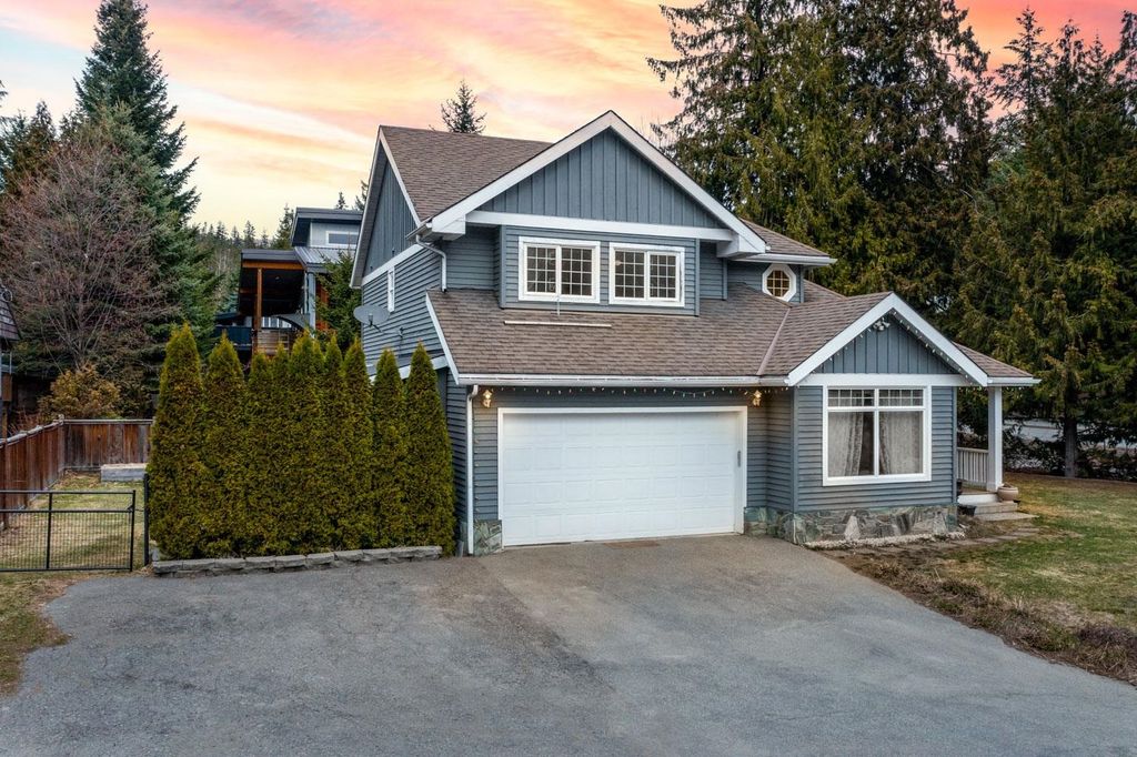 7443 Dogwood ST Pemberton, Pemberton Home for sale, MLS® R2994277