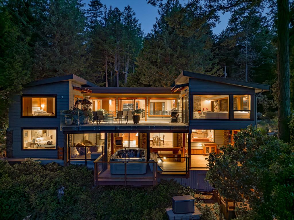 7909 Bedwell DR Pender Island, Pender Island Homes for sale, MLS® R2969038