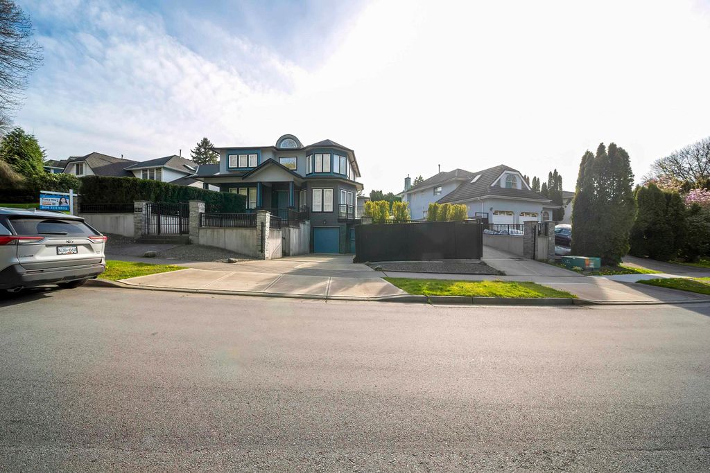 8146 Lakefield DR Burnaby, Burnaby Homes for sale, MLS® R2987316