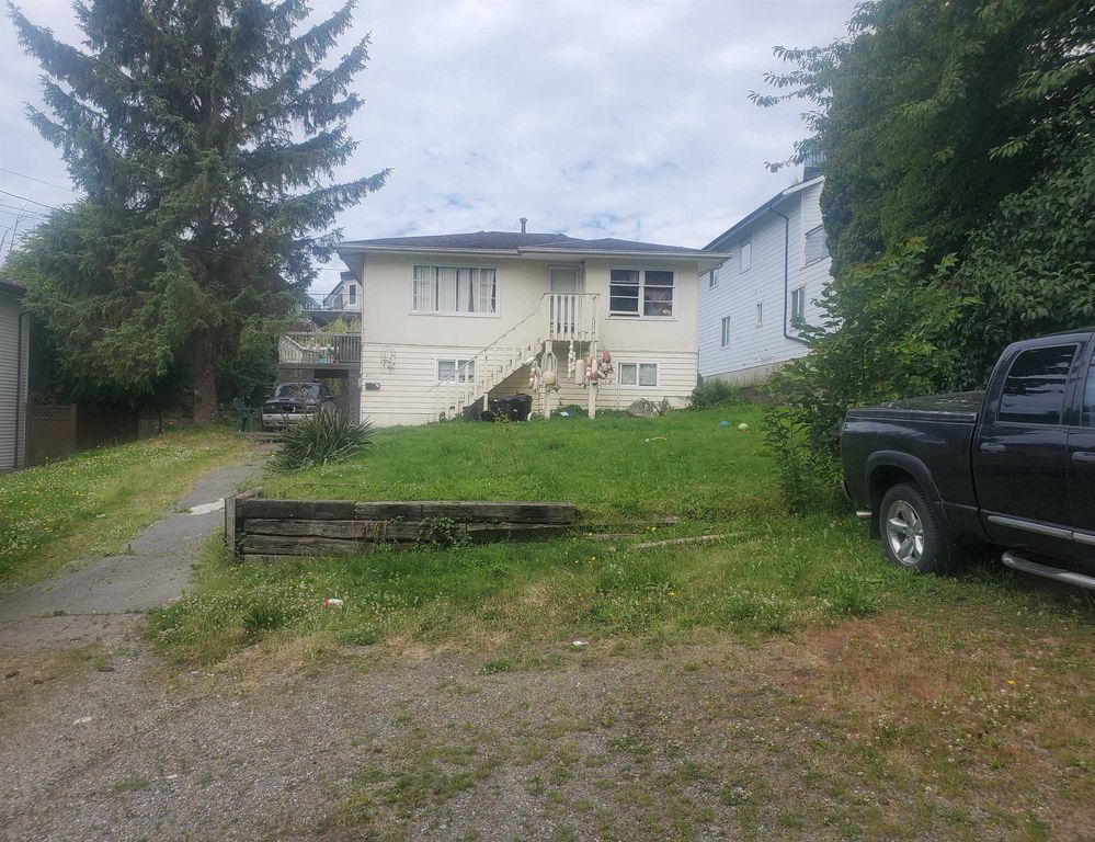 877 Kent ST White Rock, White Rock Houses for sale, MLS® R2978394