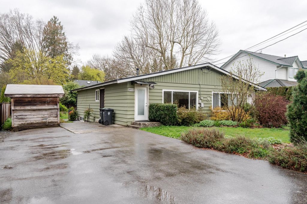 8915 Mackie ST Langley, Langley Home for sale, MLS® R2988807