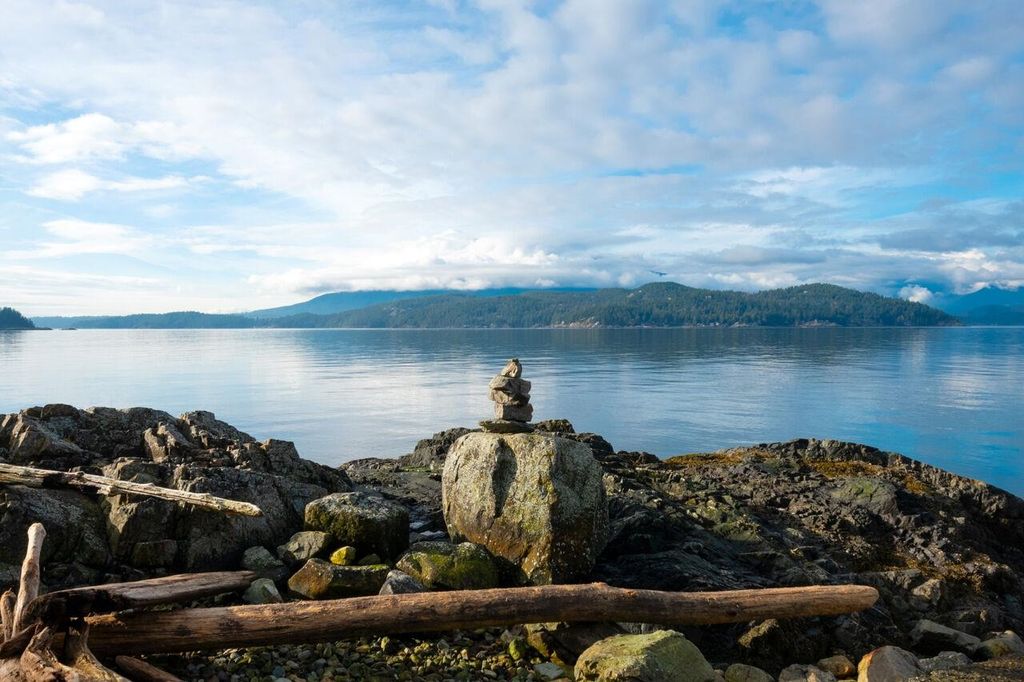 908 Clipper PL Bowen Island, Bowen Island Home for sale, MLS® R2978224