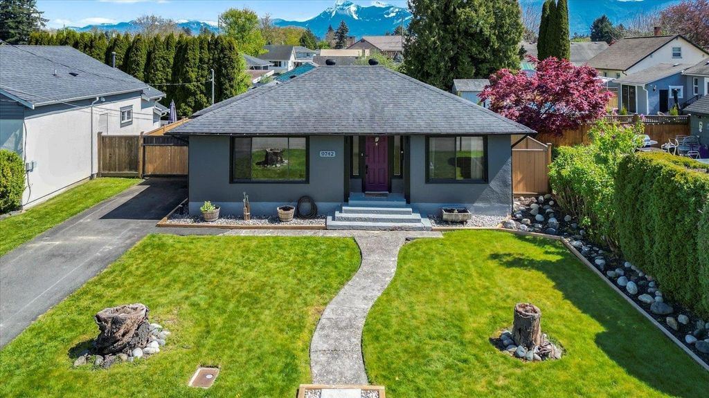 9742 Hillier ST Chilliwack, Chilliwack Houses for sale, MLS® R2992163
