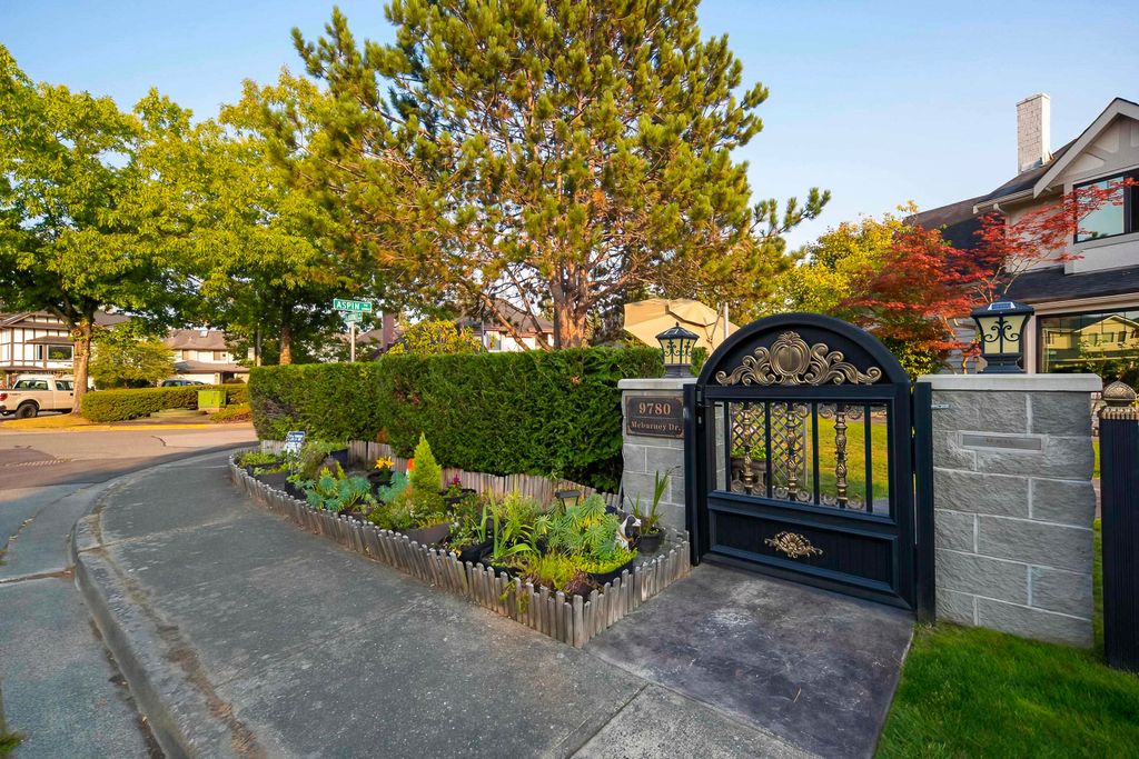 9780 Mcburney DR RichmondRichmond