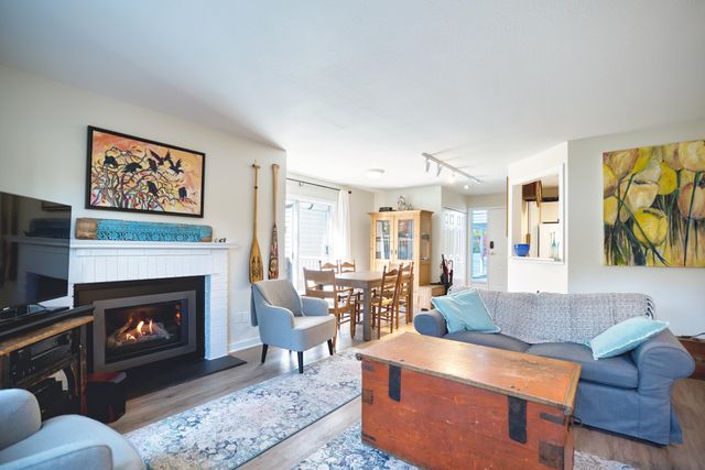 18 699 Dougall RD Gibsons, Gibsons Houses for sale, MLS® R2991994